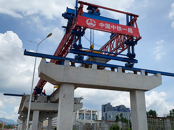吉林長(zhǎng)春架橋機(jī)嚴(yán)格規(guī)范公司